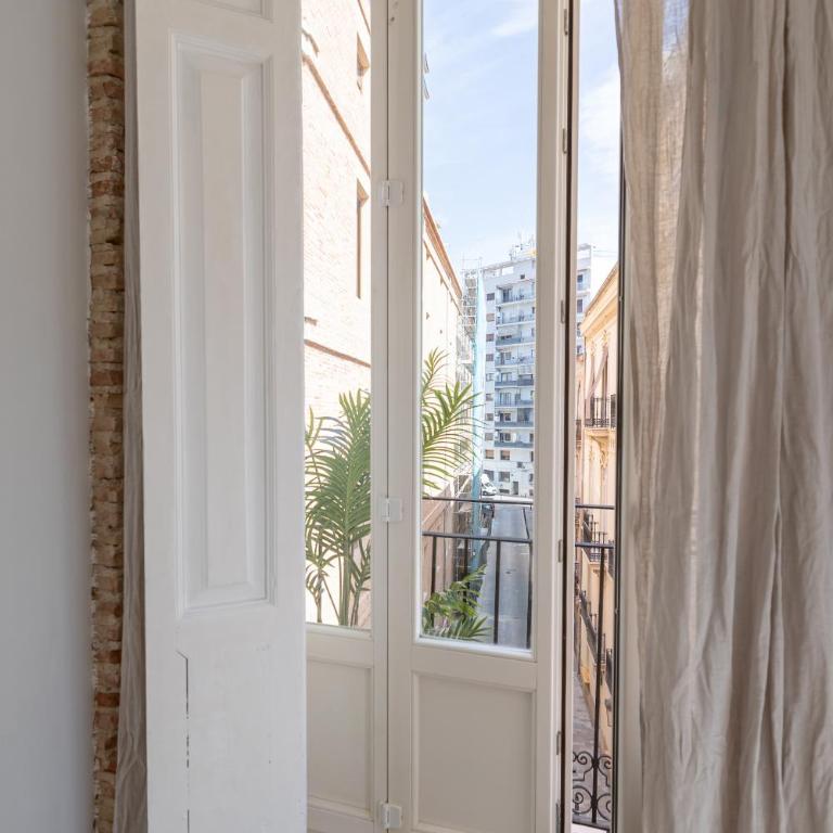 Residencia Universitaria Trinitarios - Superior Single Room - 4