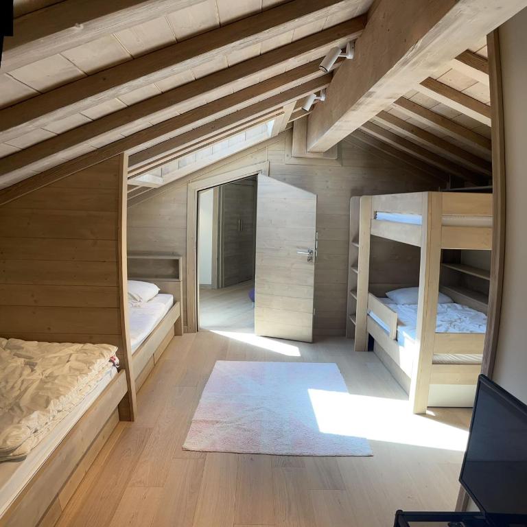 Le chalet sous-toiture Nánshān : spacieux, lumineux et idéalement situé à Auron - Appartement - 36