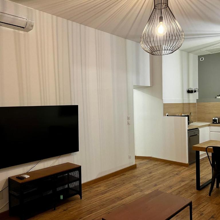 République - Grande la Réal - Appartement 1 Chambre - 13