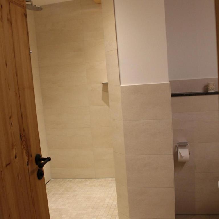 Landhaus Langackerbauer - Apartment mit Balkon - 10