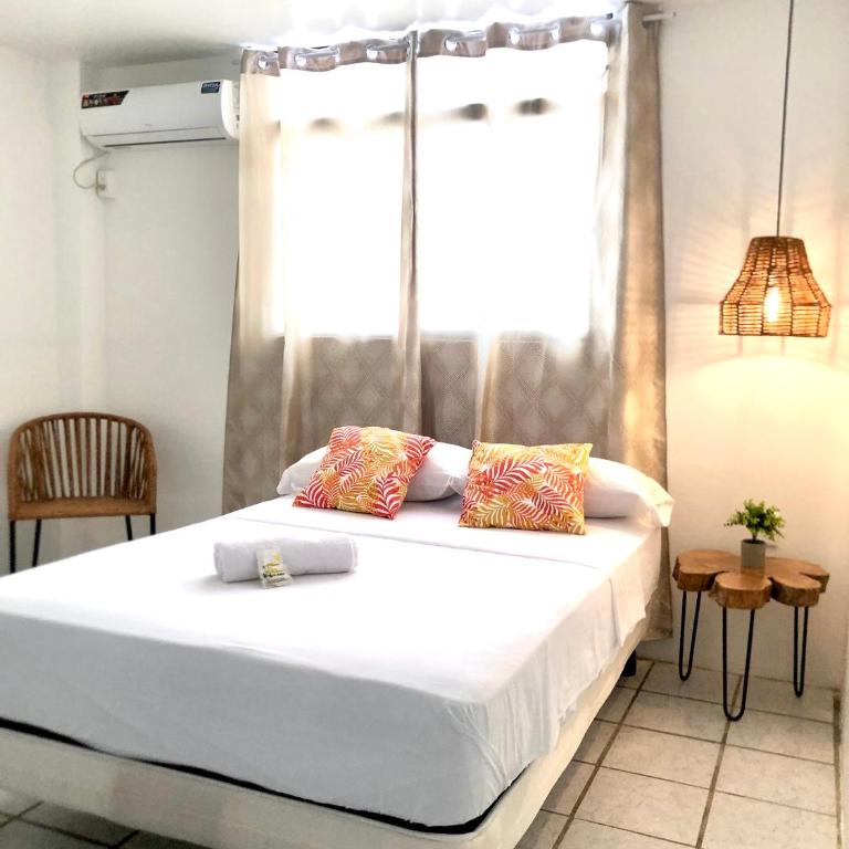 HOTEL PLAYAS PERDERNALES ECUADOR - Habitación Doble Estándar - 1 o 2 camas - 4