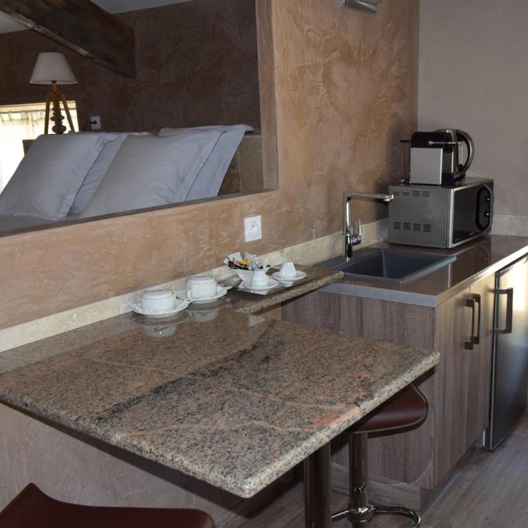 Hôtel et SPA des sources du gros noyer - Deluxe Doppel-/Zweibettzimmer - 9