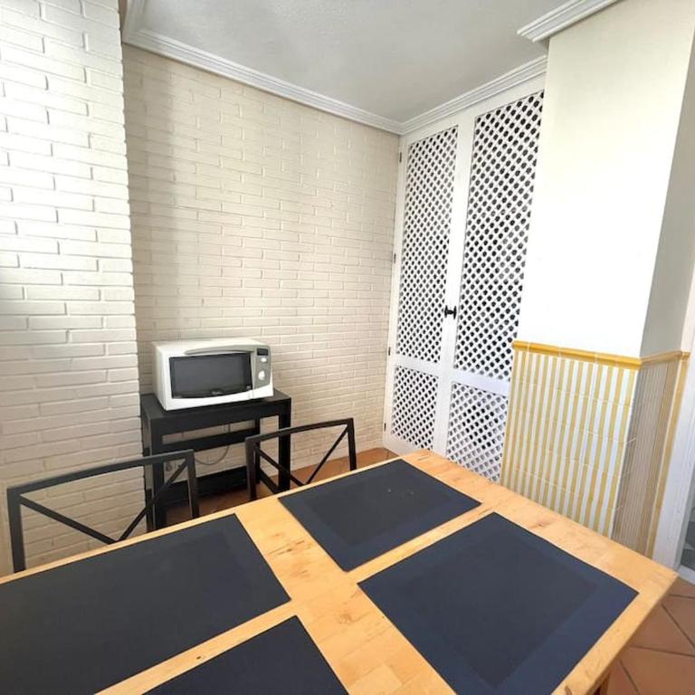 Villamar 5 apartamento Inmo Leo Playa de San Juan piscina parking wifi - Three-Bedroom Apartment - 33