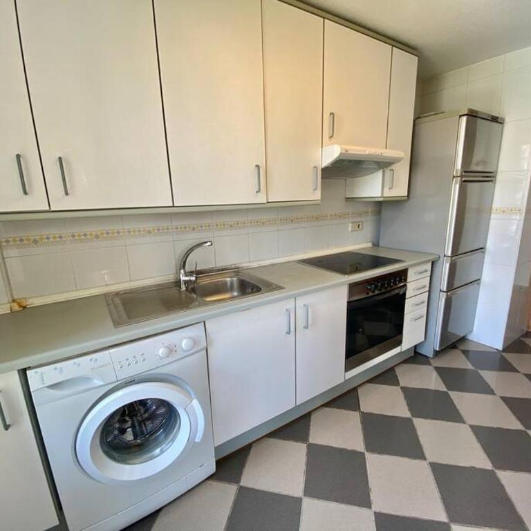Villamar 5 apartamento Inmo Leo Playa de San Juan piscina parking wifi - Three-Bedroom Apartment - 46