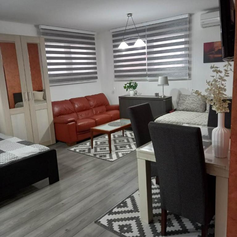 Kuća za odmor sa 3 spavaće sobe - Three-Bedroom Villa - 5