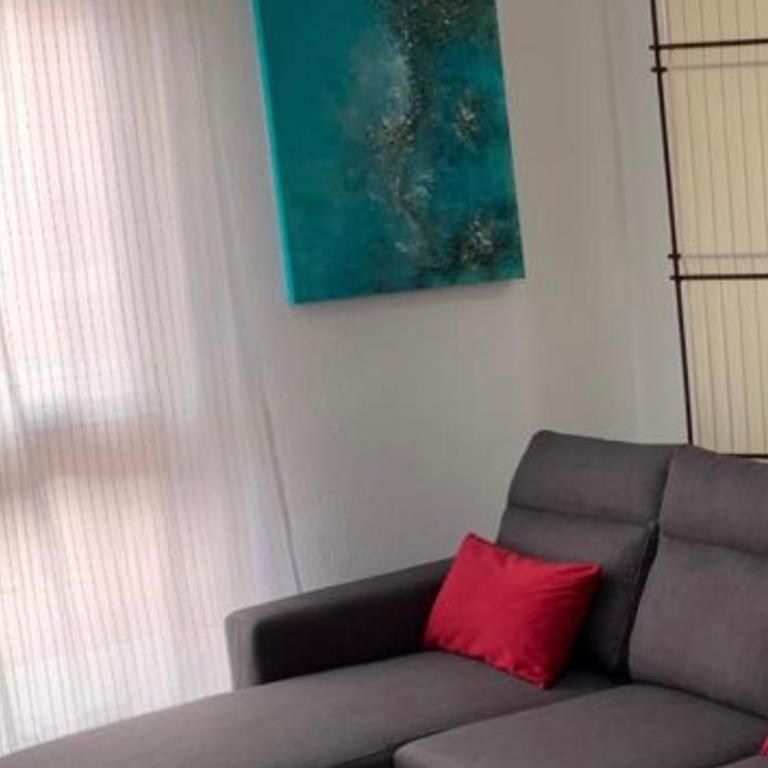 Apartamento con encanto y parking privado y gratuito - One-Bedroom Apartment - 4