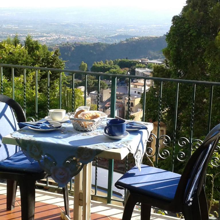 BellaVista Apartments - One-Bedroom Apartment with Terrace - 20