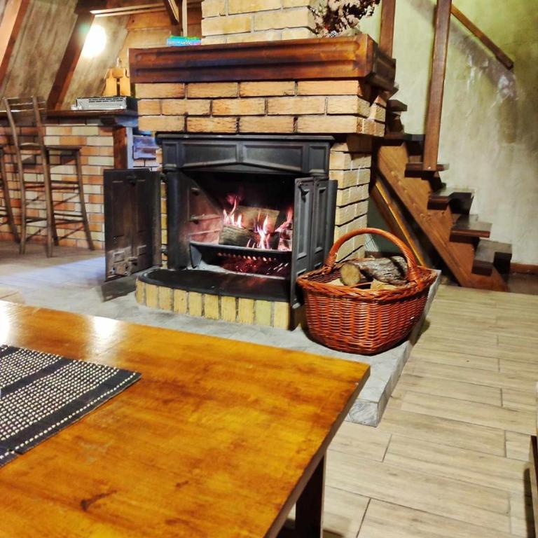 Vila Treska 98 - Five-Bedroom House - 1