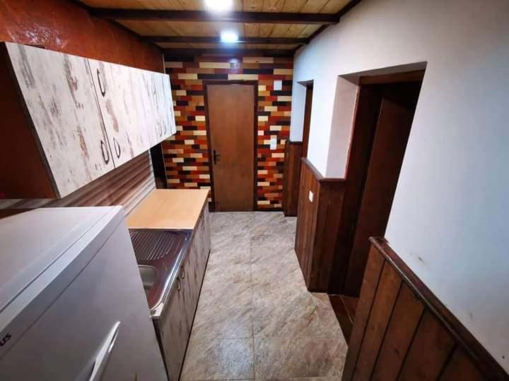 Vila Treska 98 - Five-Bedroom House - 8