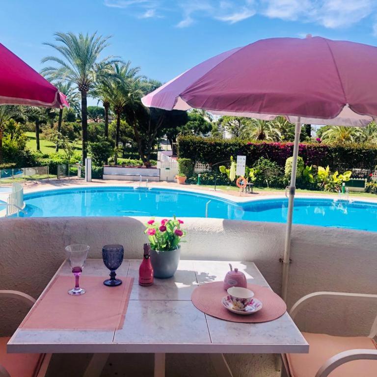 Estudio con terraza en Marbella - One-Bedroom Apartment - 1