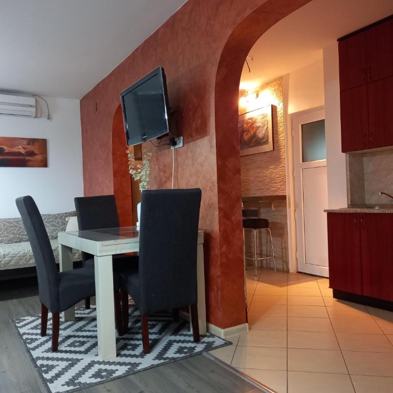 Kuća za odmor sa 3 spavaće sobe - Three-Bedroom Villa - 13