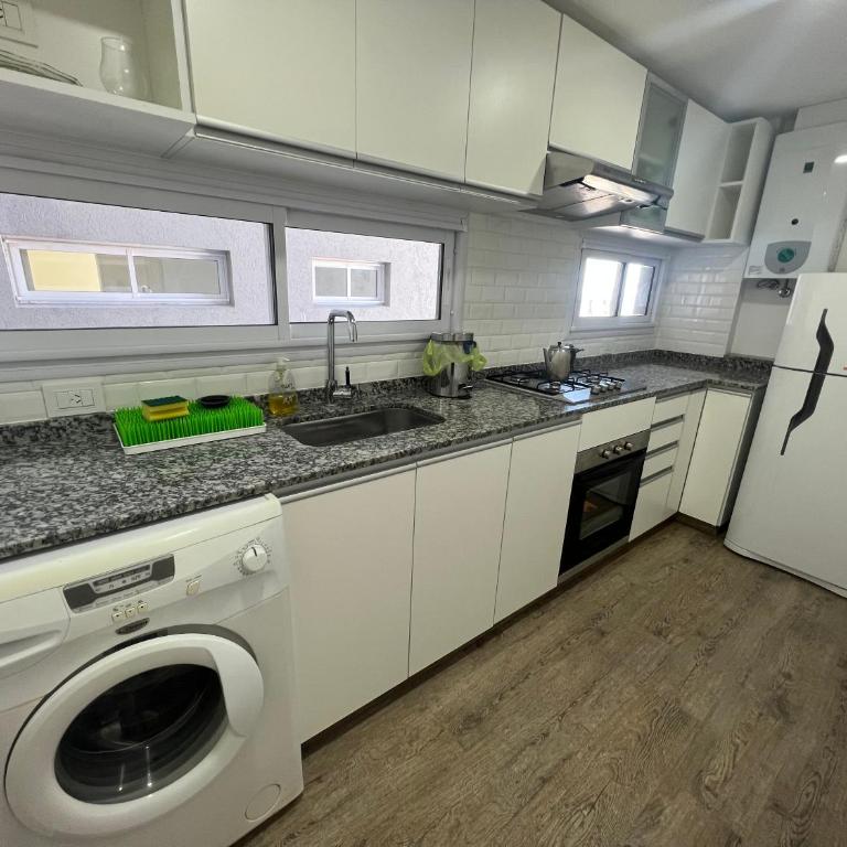 Rivadavia Deluxe - Two-Bedroom Apartment - 6