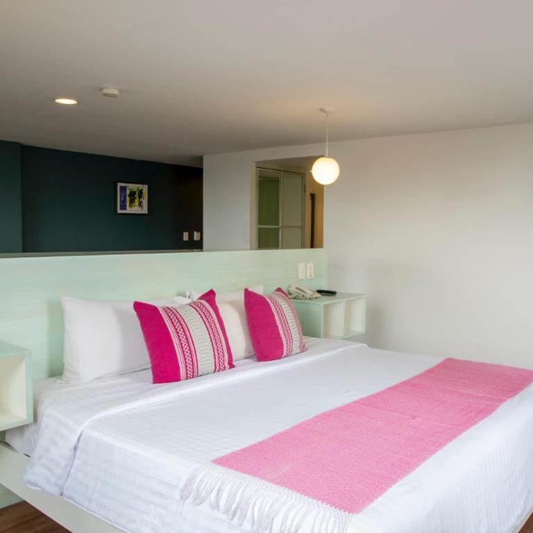 Hotel Fontan Reforma Centro Historico - Superior King Suite - 11