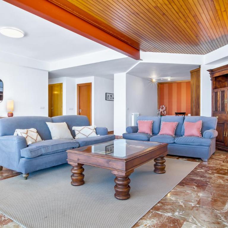 Apt Alameda de Colon Solo Familias - Apartamento de 3 dormitorios - 4