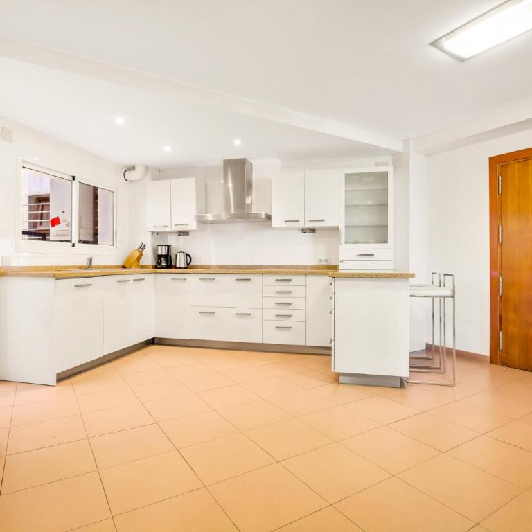 Apt Alameda de Colon Solo Familias - Apartamento de 3 dormitorios - 27