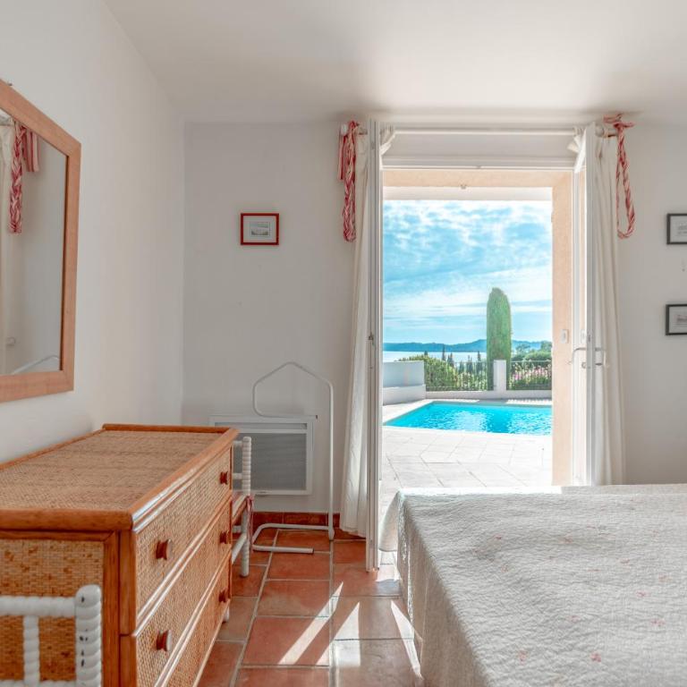 "La Chantyviere" Villa vue Exceptionnelle 180 degrés sur Golf Tropez, accès plage privée - Villa con piscina privada - 44