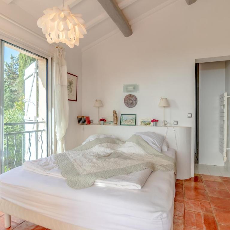 "La Chantyviere" Villa vue Exceptionnelle 180 degrés sur Golf Tropez, accès plage privée - Villa con piscina privada - 98