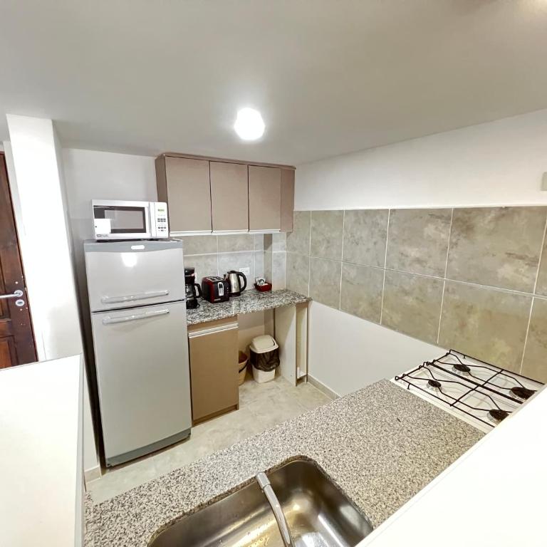 Céntrico con cochera en Bariloche - Apartamento de 2 dormitorios - 8