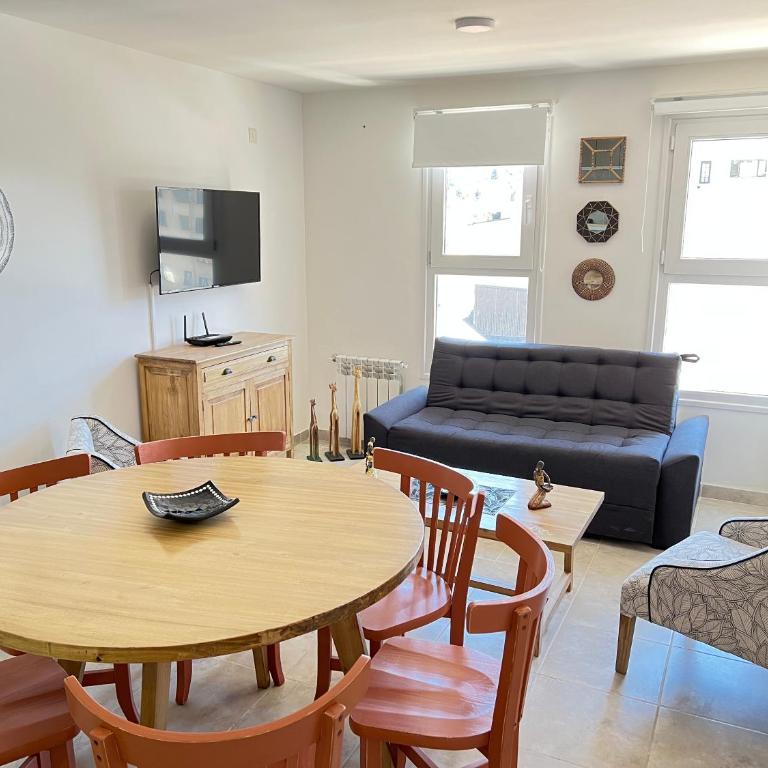 Céntrico con cochera en Bariloche - Apartamento de 2 dormitorios - 9