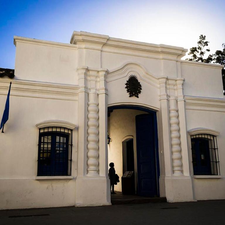 Departamento frente a la CASA HISTÓRICA DE TUCUMAN - Apartamento de 1 dormitorio - 14