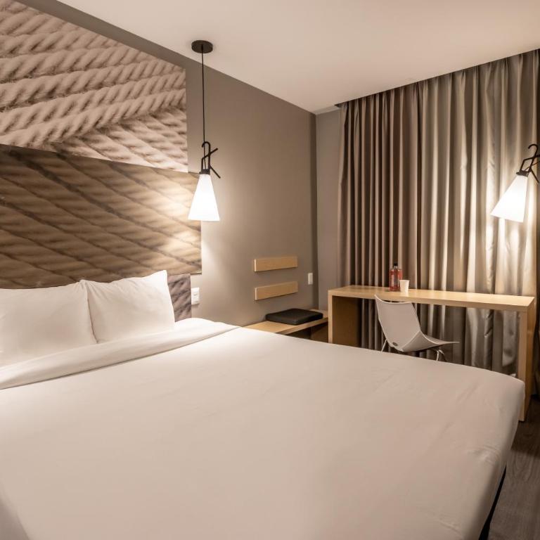 ibis Tijuana - Standard Queen Room - 7