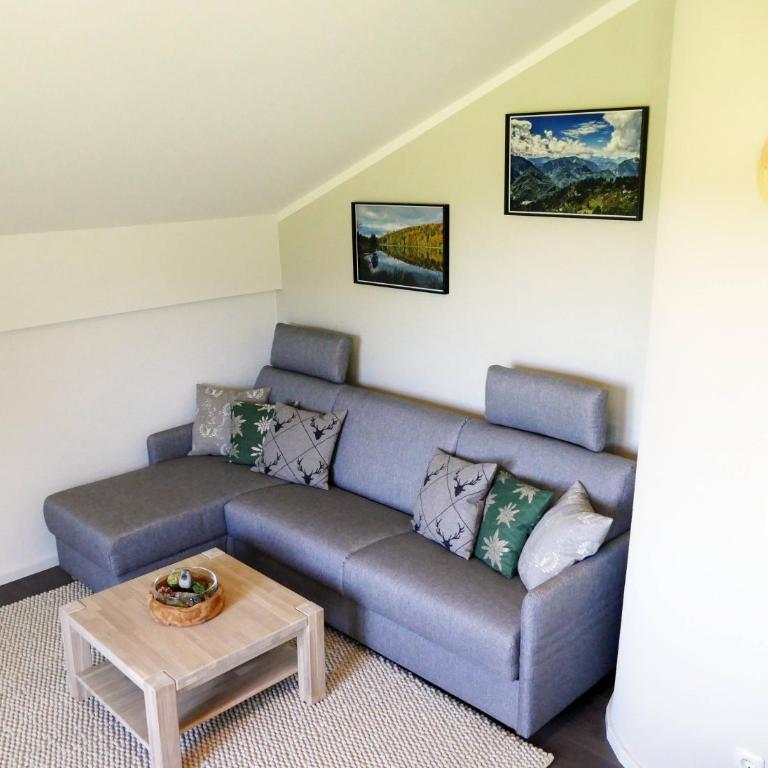 Ferienwohnung Wiesenglück inkl. Chiemgaukarte - Apartment mit Balkon - 7