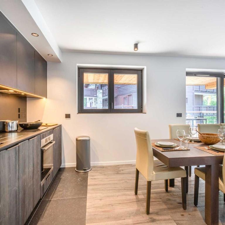 Bel appartement avec wifi, garage, cheminée et grande terrasse au pied des pistes à Val-d'Isère - FR-1-694-325 - Appartement - 8