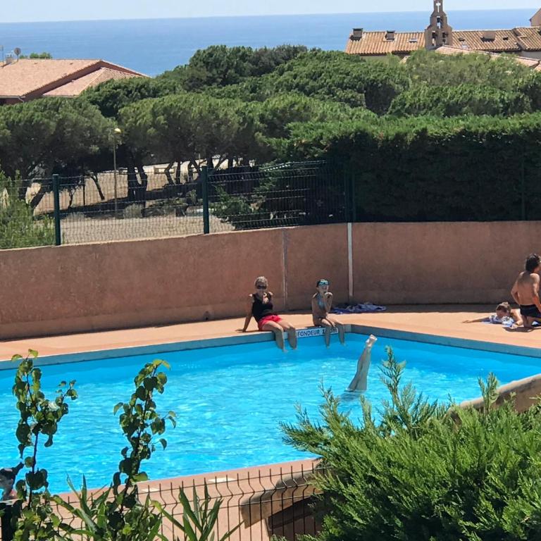 Vue imprenable sur mer- La perle de Saint Pierre La Mer - Two-Bedroom House - 20