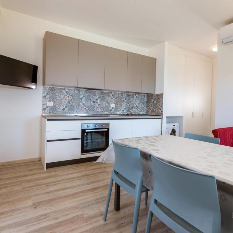 Residence Elle - Appartamento con 2 Camere da Letto - 3