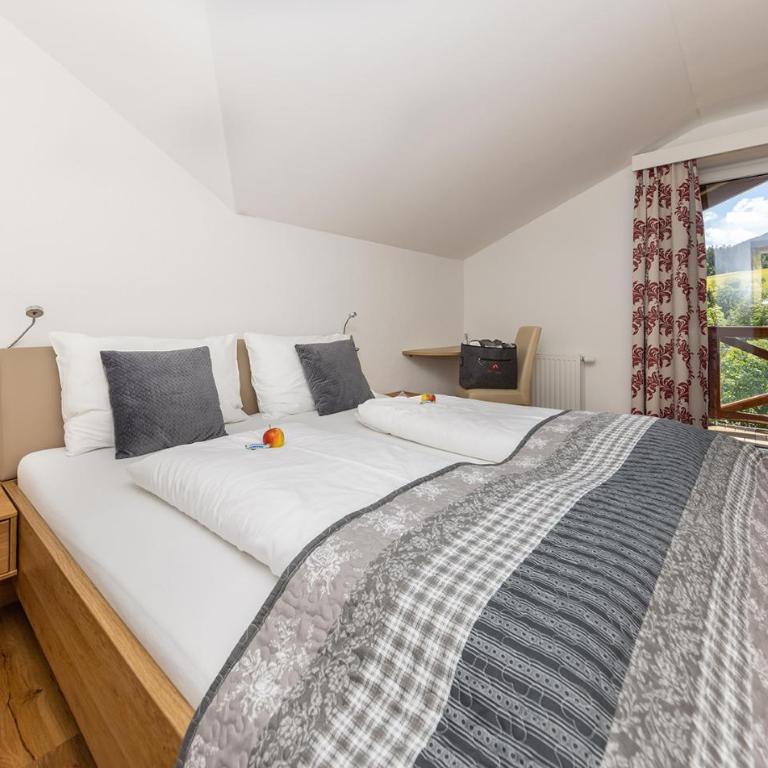 Wellness- und Familienhotel Garni Dachsteinresort - Penthouse-Apartment mit 2 Schlafzimmern - 5