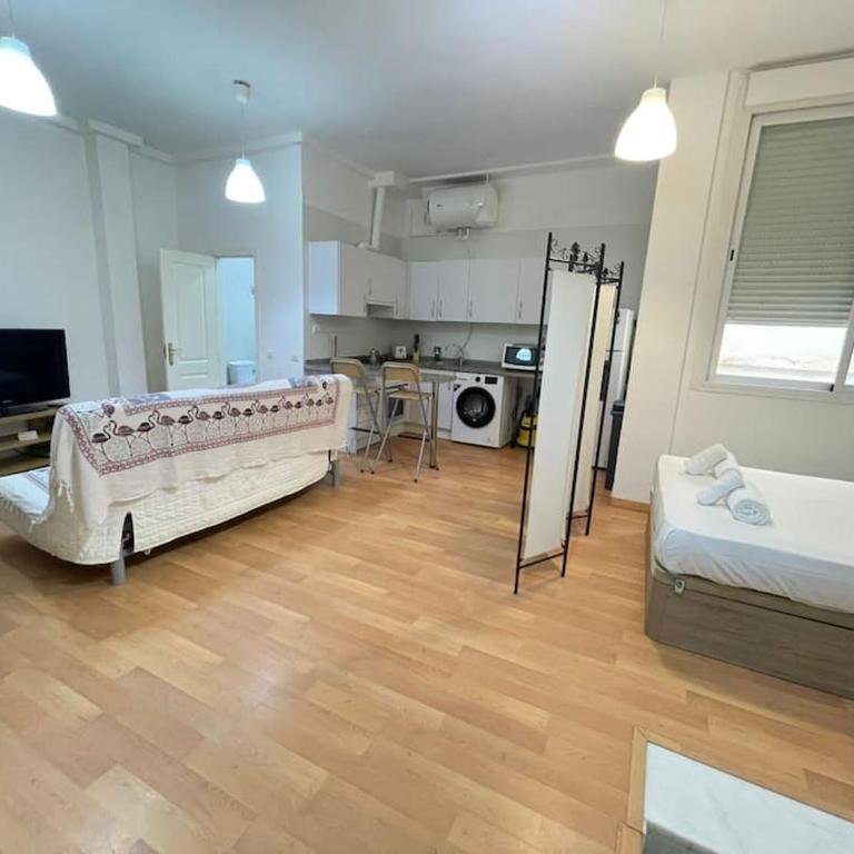 Nice flat in Atarazanas - SOUV - One-Bedroom Apartment - 2