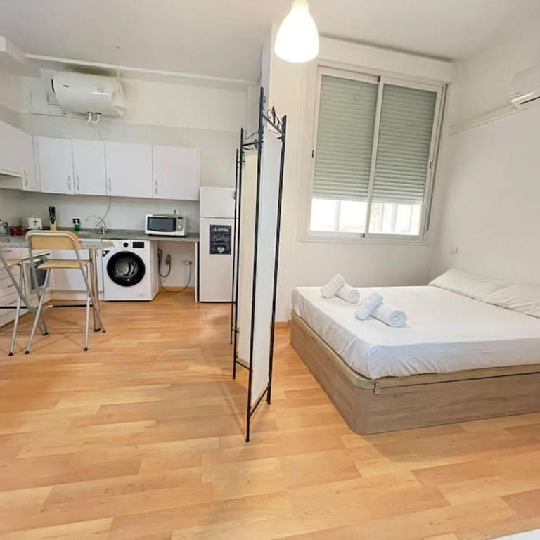 Nice flat in Atarazanas - SOUV - One-Bedroom Apartment - 4