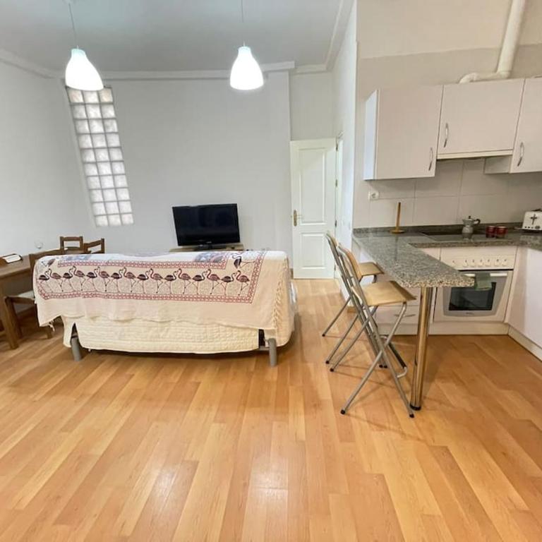 Nice flat in Atarazanas - SOUV - One-Bedroom Apartment - 9