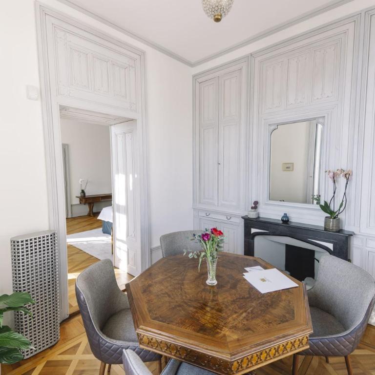 Château de l'Aile- Boutique Suites - Zimmer mit Kingsize-Bett und Seeblick - 1