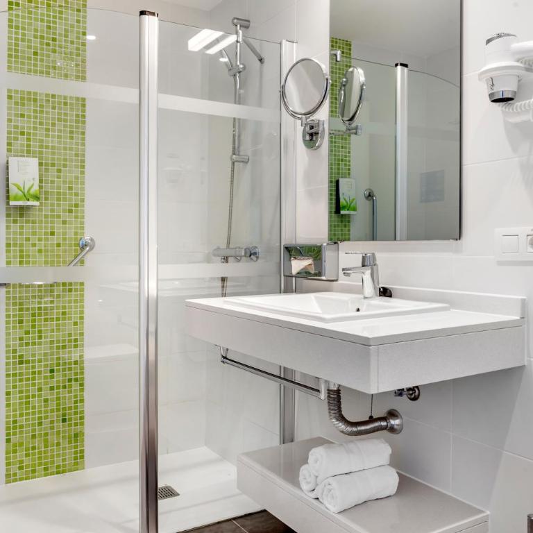 Club del Carmen - One-Bedroom Apartment - 3