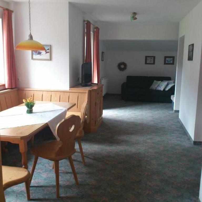 Landhaus Sabine - Apartment mit 2 Schlafzimmern und Dusche - 14
