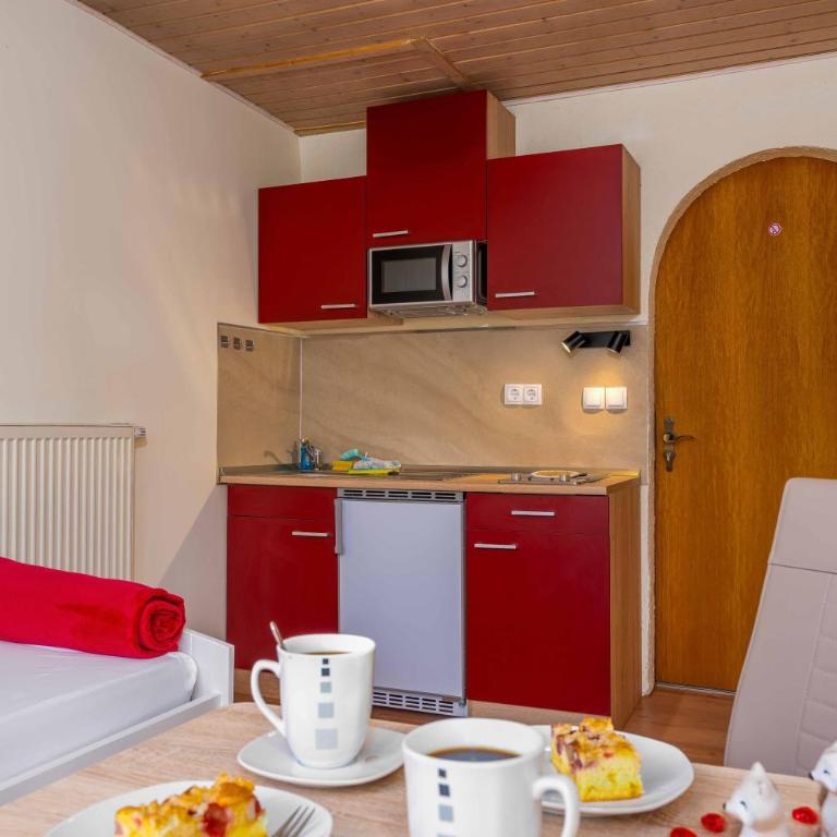 Pension Bayerwald mit Ferienwohnung - Appartement avec Balcon - 2
