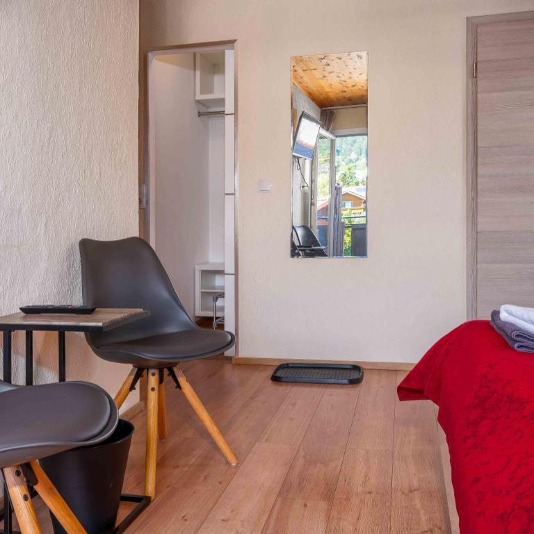 Pension Bayerwald mit Ferienwohnung - Chambre Double avec Balcon - 5