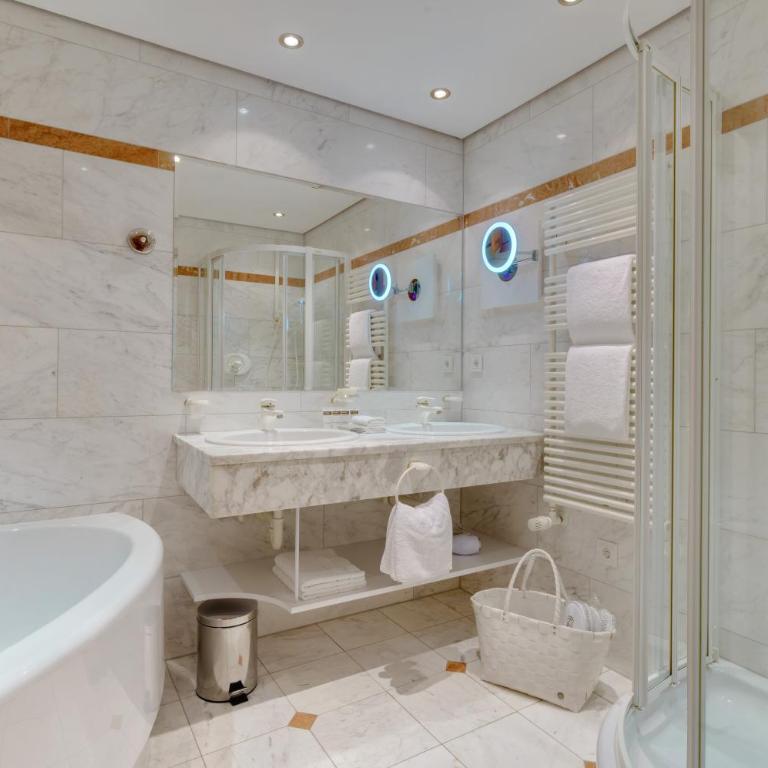 Posthotel Achenkirch Resort and Spa - Adults Only - Doppelzimmer mit Terrasse oder Balkon - 5