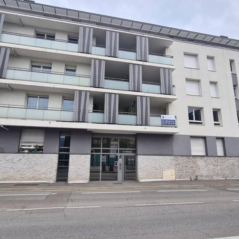 Bel appartement-garage privé-balcon-wifi fibre - Appartement 1 Chambre - 10