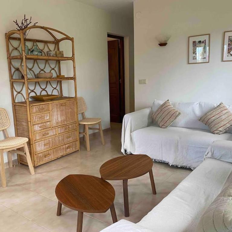 Bonita casa independiente cerca de la playa - Casa de 2 dormitorios - 16