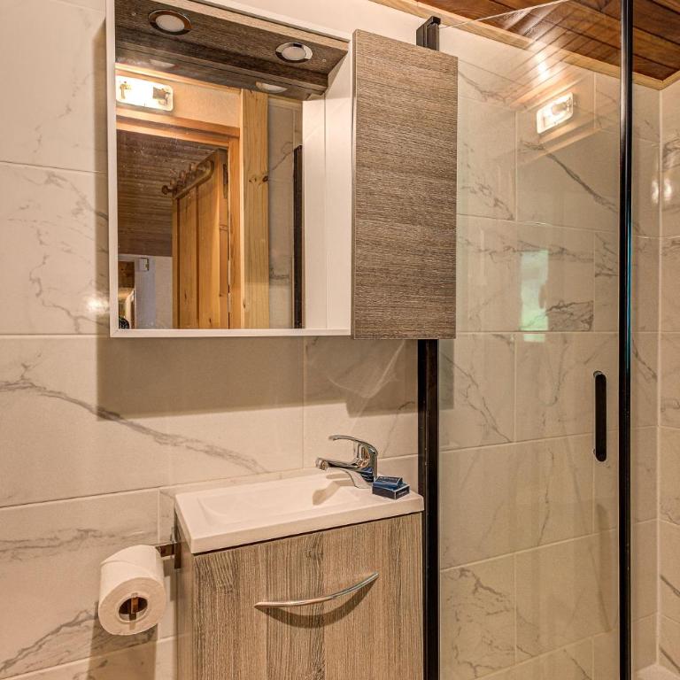 Apartment Les Nantillons, Alpes Agency, Central Chamonix, sleeps 6-8 - Appartamento con 3 Camere da Letto - 20