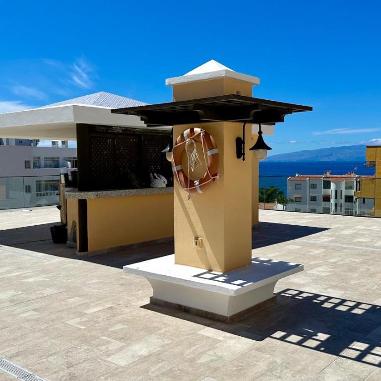 Sunset apart, large terrace, pool, Best location! - One-Bedroom Apartment - 31