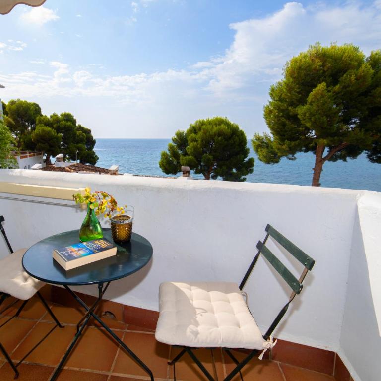 SOLETE - Apartamento con vistas, acceso directo al mar, piscina y parking by Redi - Apartamento con vistas al mar - 15