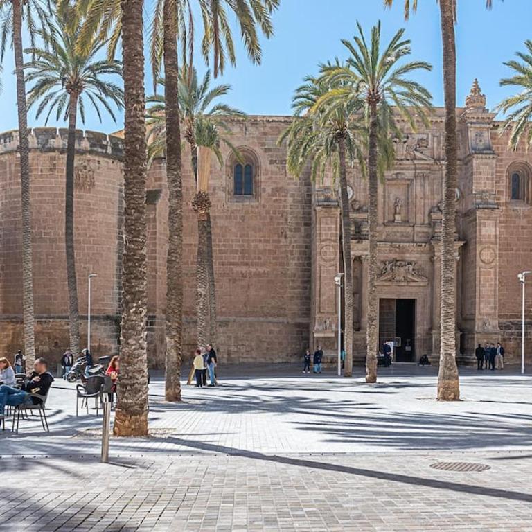 Casa flamenca a los pies de la Alcazaba - Casa de 2 dormitorios - 47