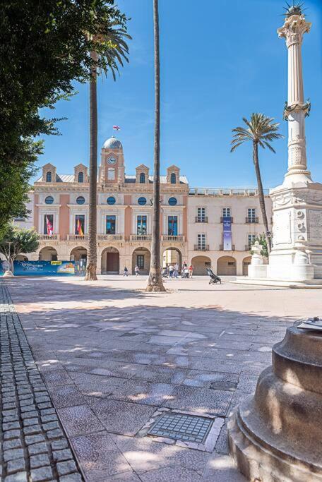 Casa flamenca a los pies de la Alcazaba - Casa de 2 dormitorios - 45