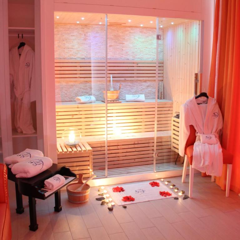 Ludwig Boutique Hotel & Spa - Suite Deluxe con Vasca Idromassaggio - 3