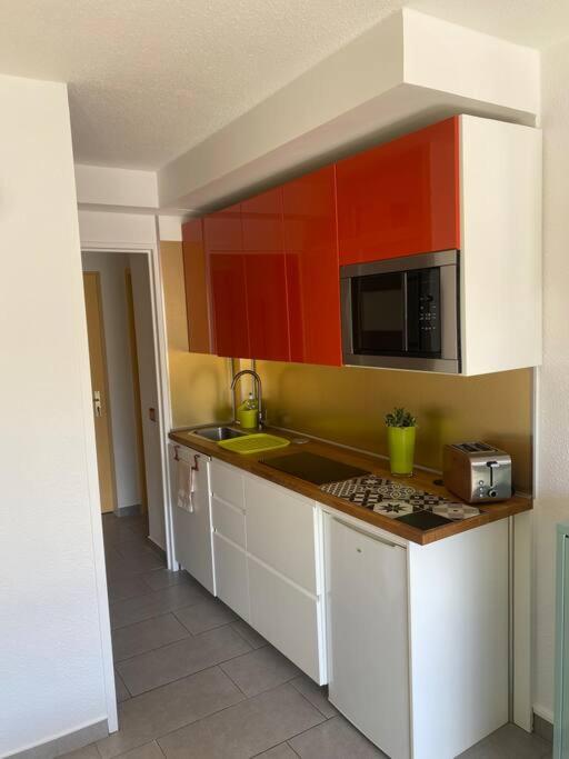 Studio/f1bis à 50 m de la plage - Studio avec Terrasse - 17