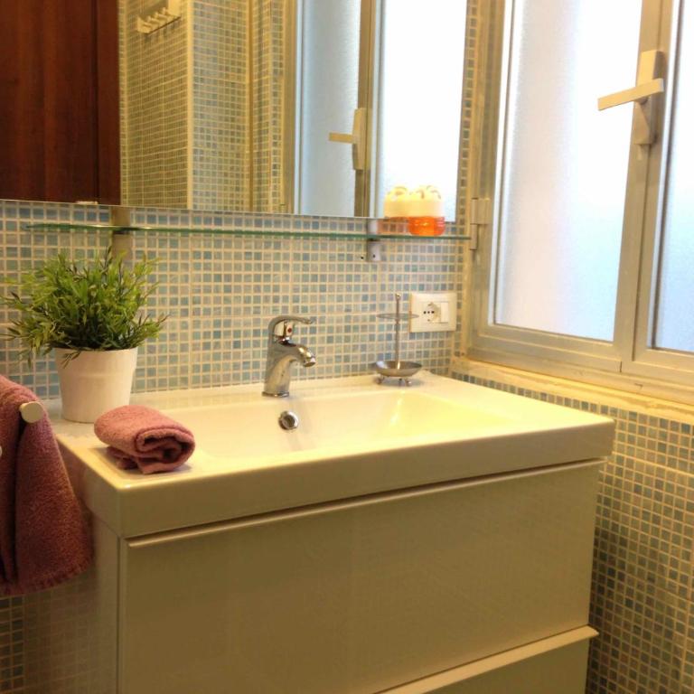 DELPOSTO Marina di Ragusa DS - Appartamento con 3 Camere da Letto - 1