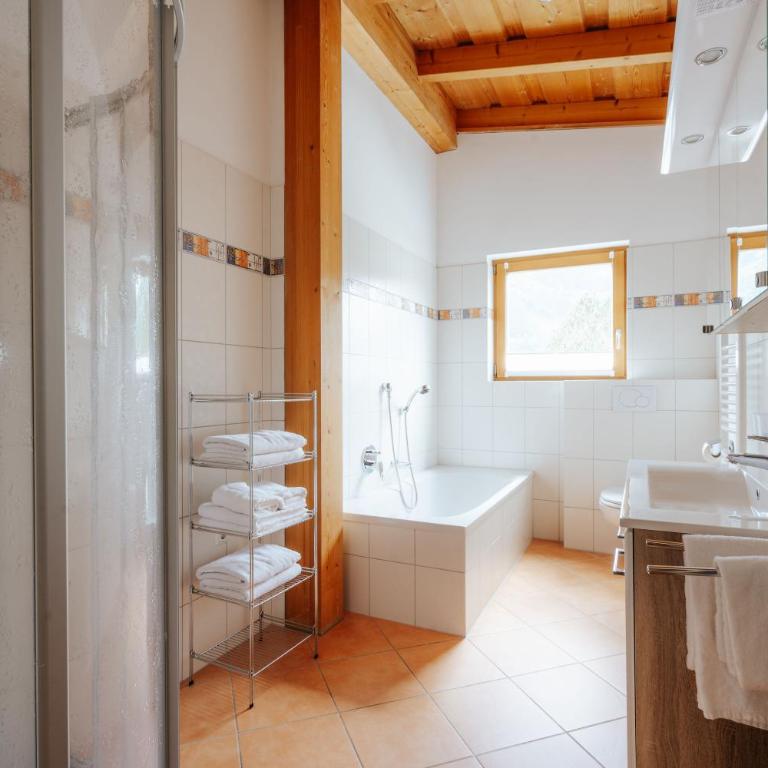 Ferienwohnungen Badbruckerweg- Bad Gastein - Appartement avec Vue sur la Montagne - 14